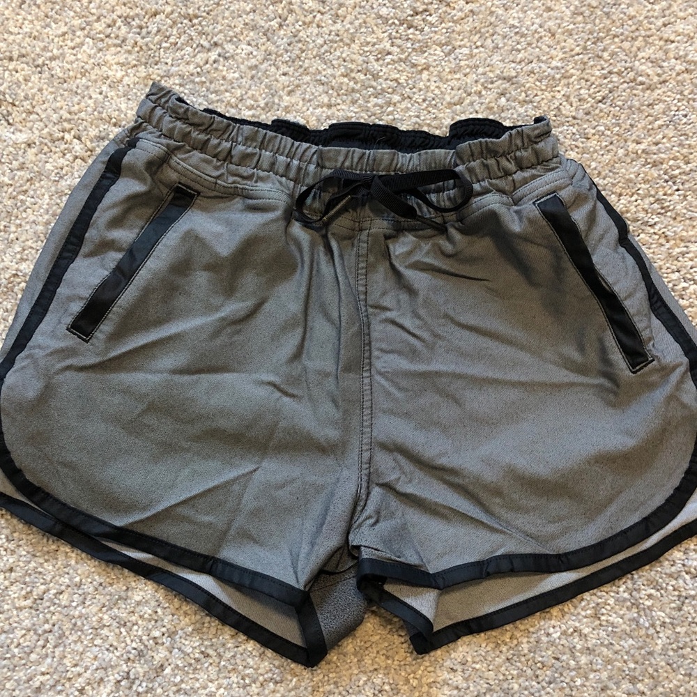Grey Lululemon shorts with pockets